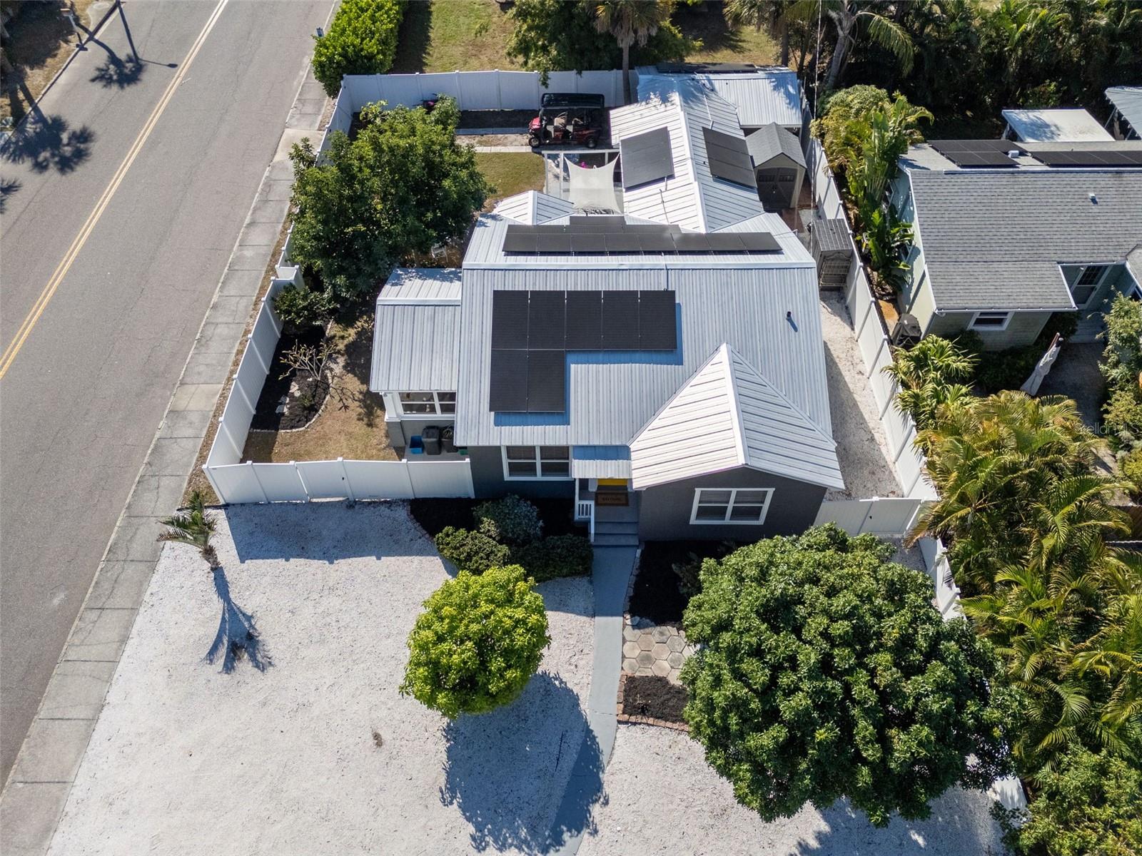 Image 5 of 90 For 4900 27th Avenue S