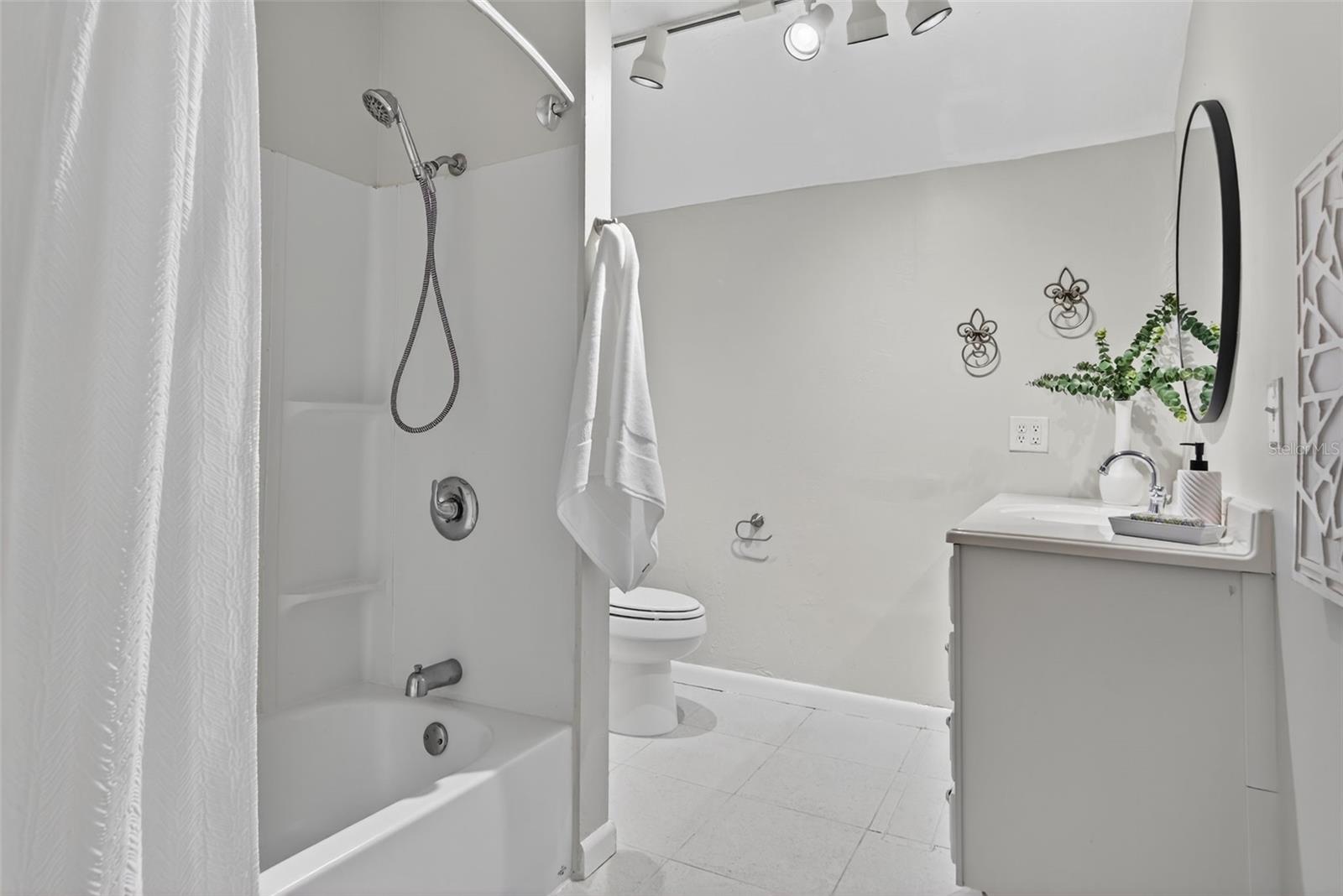 Image 50 of 90 For 4900 27th Avenue S