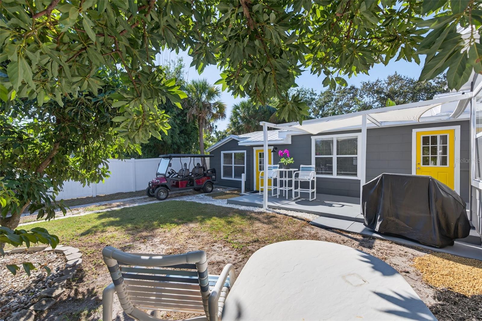 Image 56 of 90 For 4900 27th Avenue S