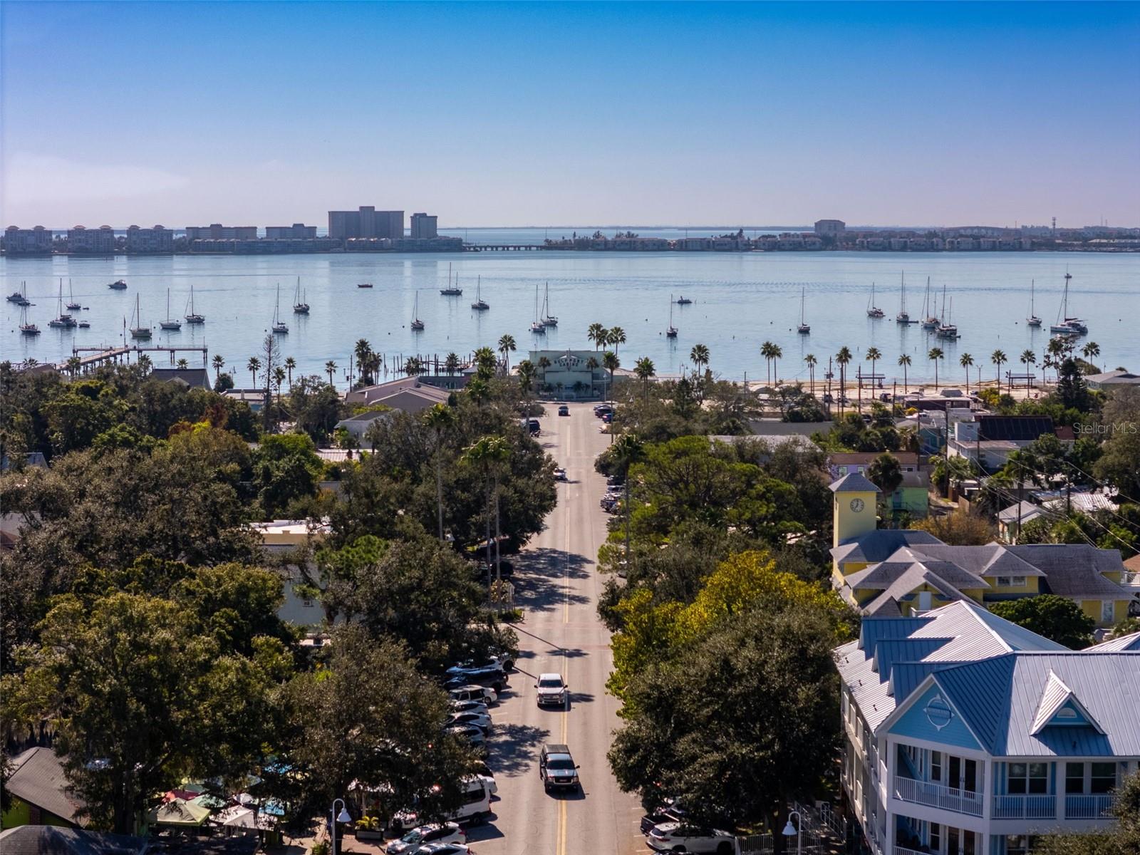 Image 71 of 90 For 4900 27th Avenue S