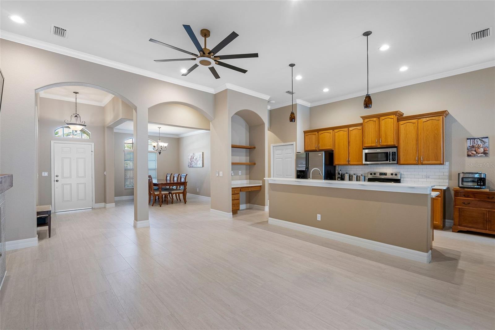 Image 15 of 37 For 11749 Summer Springs Drive