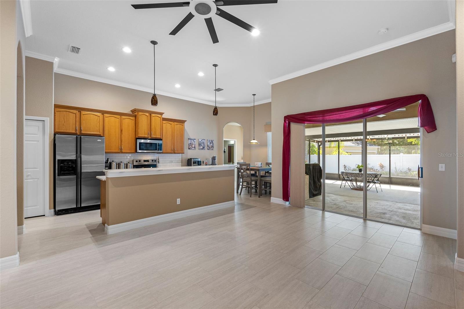 Image 16 of 37 For 11749 Summer Springs Drive