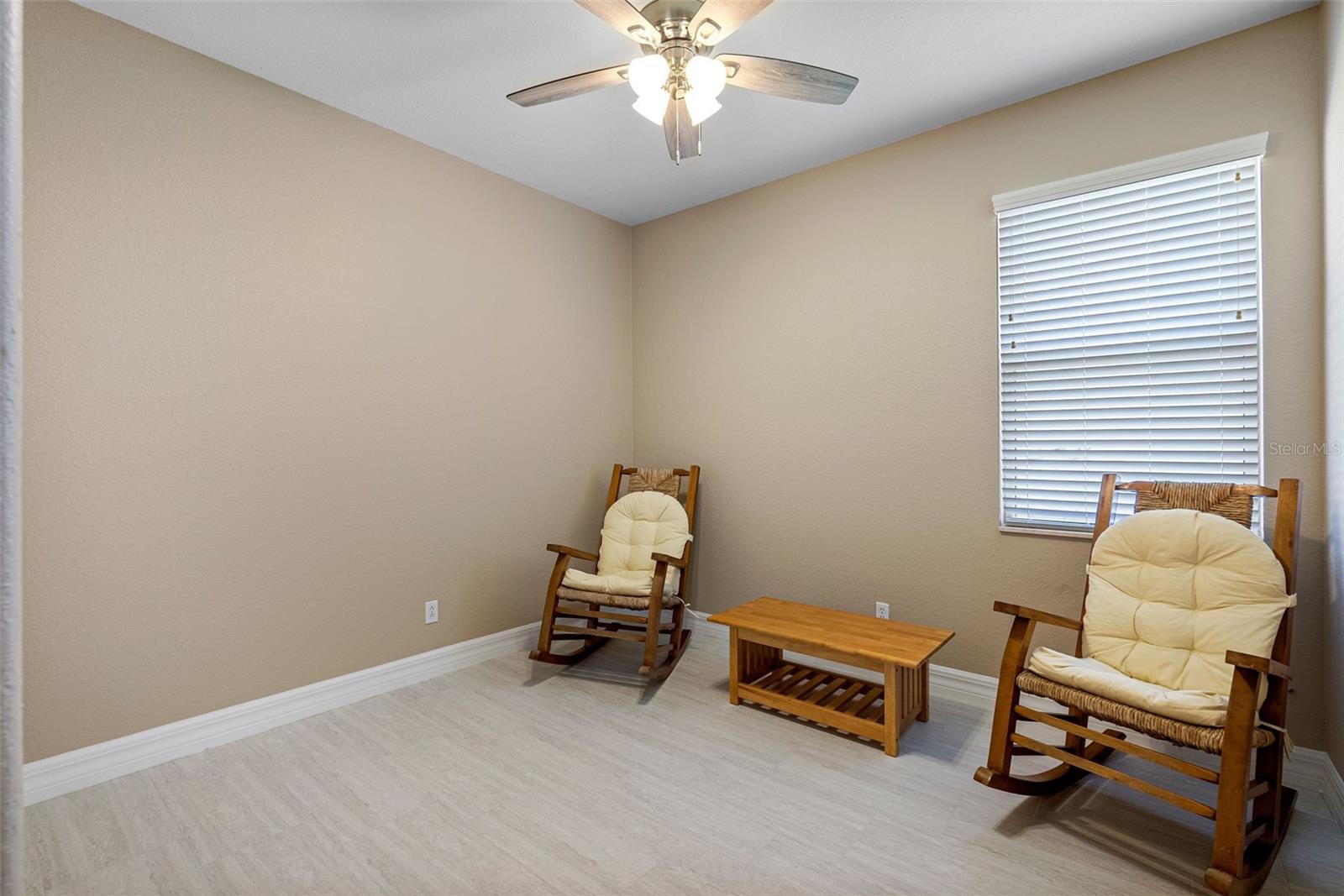 Image 24 of 37 For 11749 Summer Springs Drive