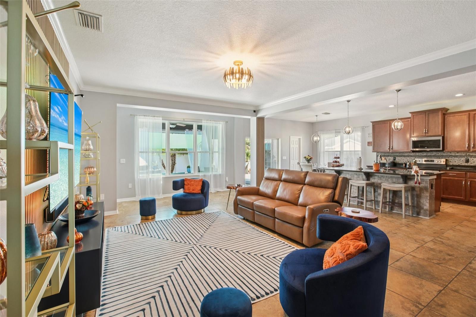 Image 15 of 64 For 2624 Kenchester Loop