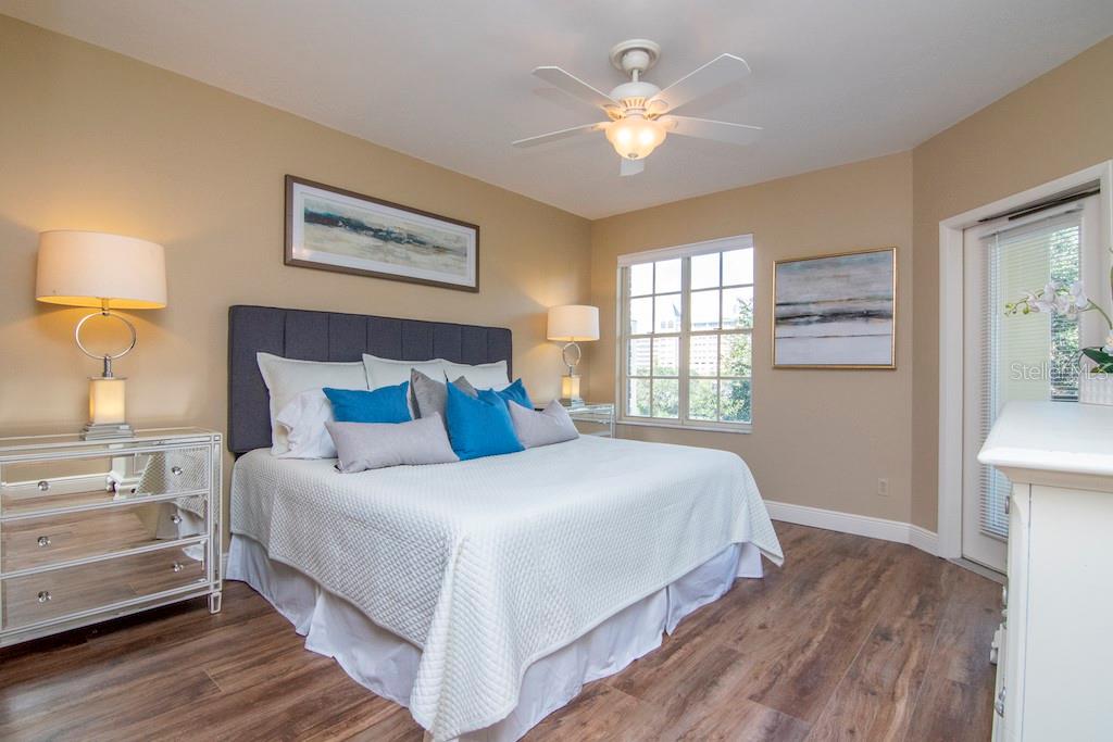 Image 22 of 52 For 1002 Harbour Island Boulevard 1302