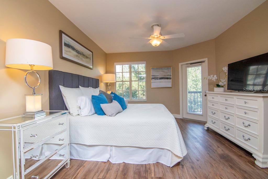 Image 23 of 52 For 1002 Harbour Island Boulevard 1302