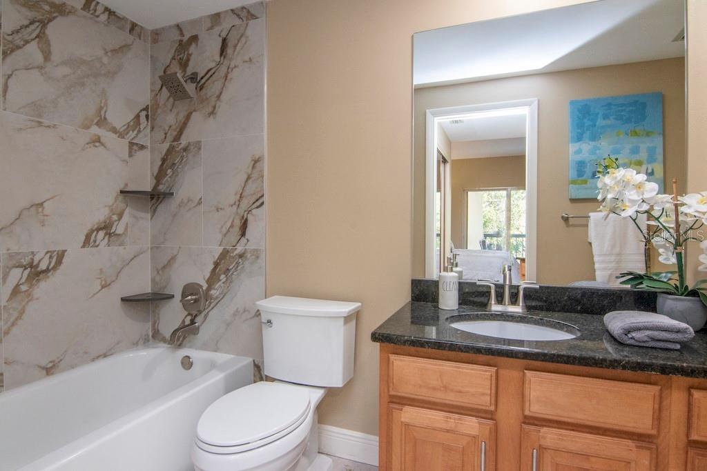 Image 32 of 52 For 1002 Harbour Island Boulevard 1302