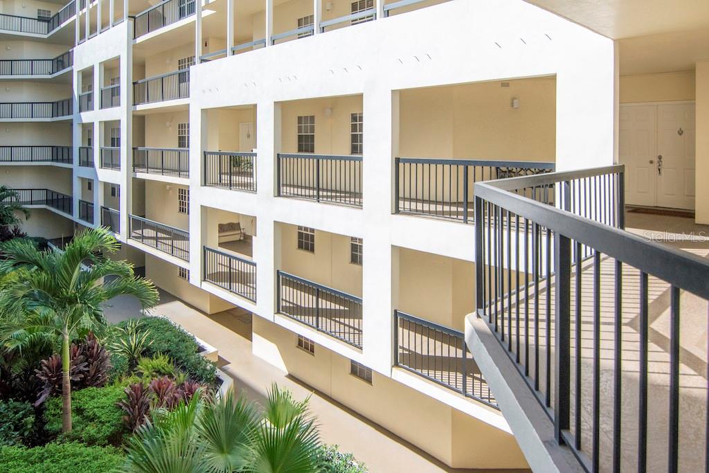 Image 35 of 52 For 1002 Harbour Island Boulevard 1302