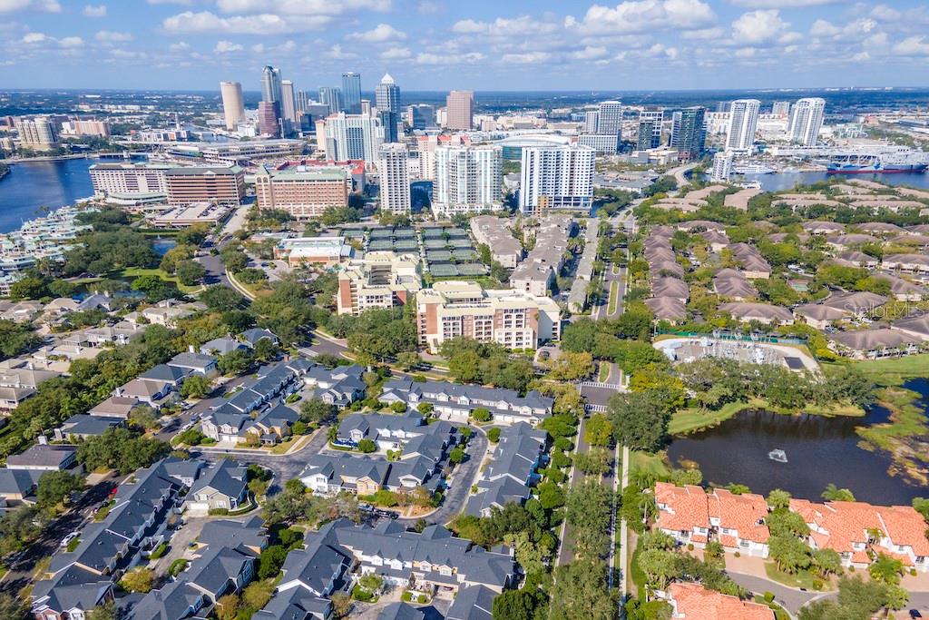 Image 43 of 52 For 1002 Harbour Island Boulevard 1302