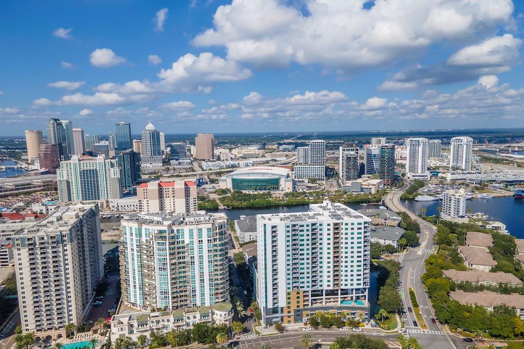 Image 47 of 52 For 1002 Harbour Island Boulevard 1302