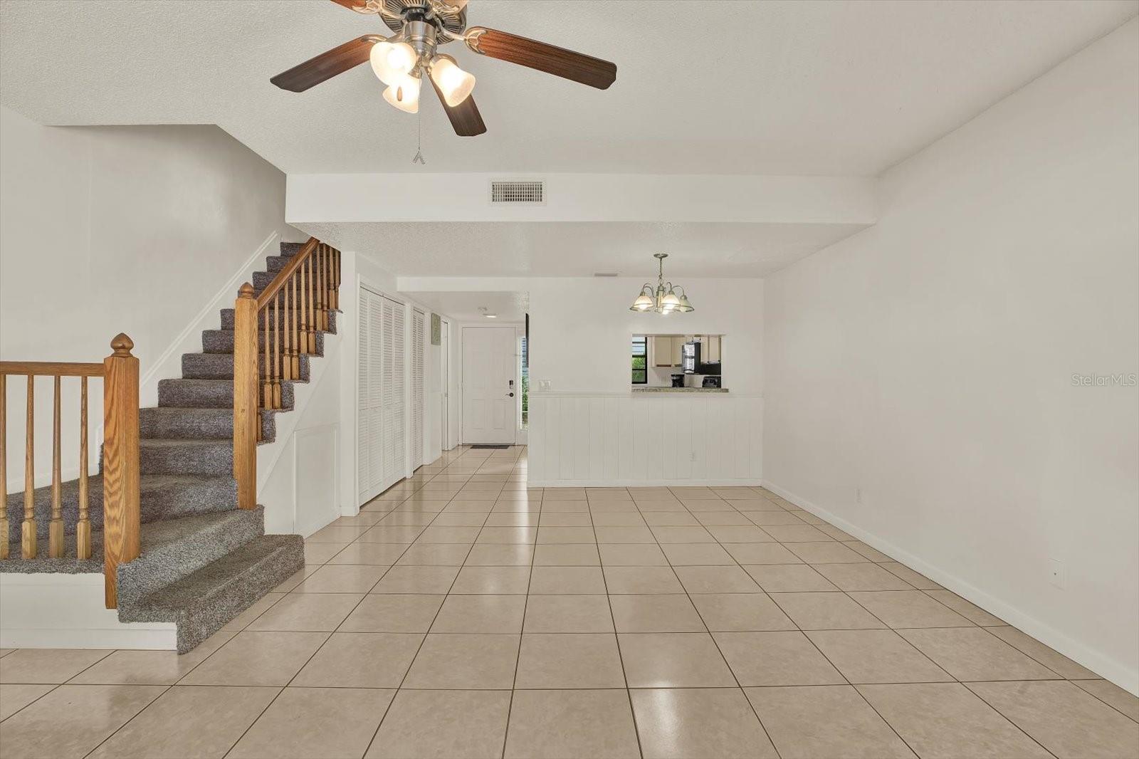 Image 17 of 40 For 1910 Sligh Avenue D104