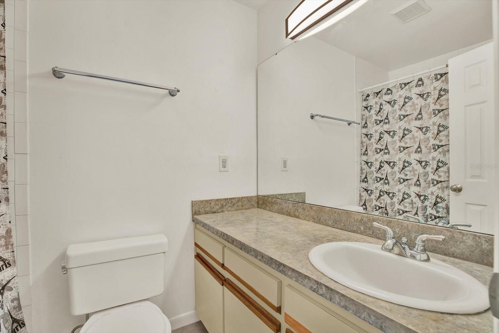 Image 30 of 40 For 1910 Sligh Avenue D104