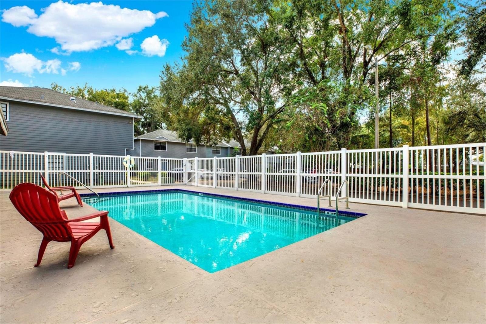 Image 31 of 40 For 1910 Sligh Avenue D104