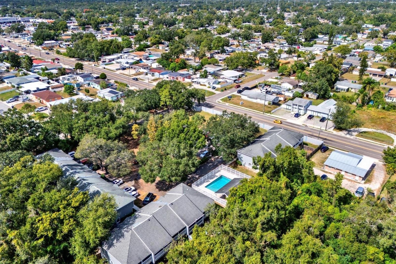 Image 35 of 40 For 1910 Sligh Avenue D104