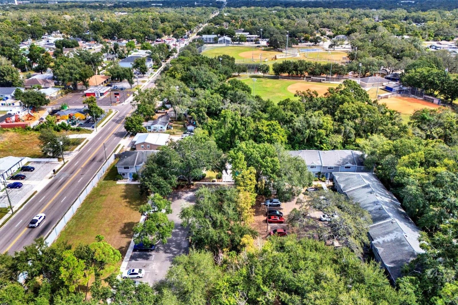 Image 37 of 40 For 1910 Sligh Avenue D104