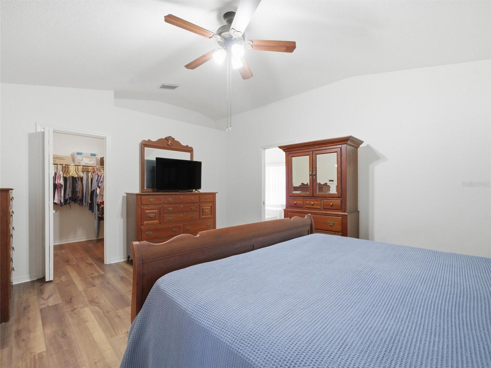 Image 22 of 38 For 4647 Tailfeather Court