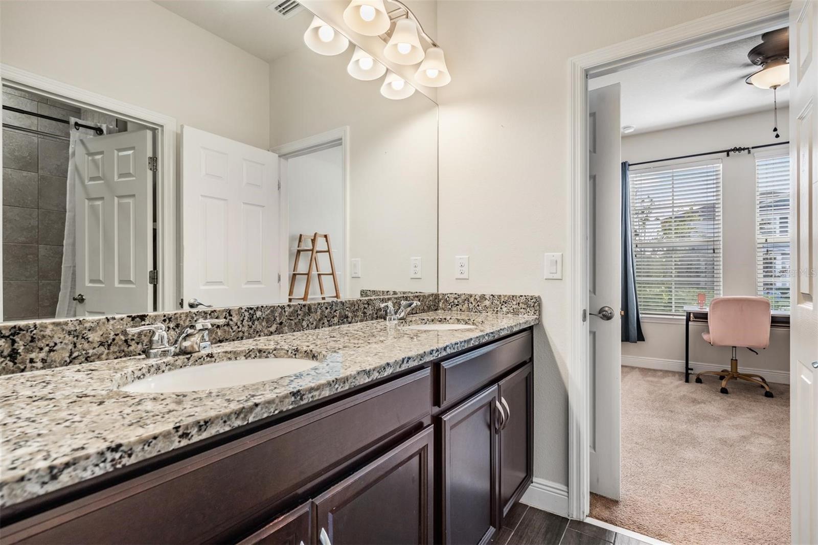 Image 15 of 22 For 11612 Navel Orange Way