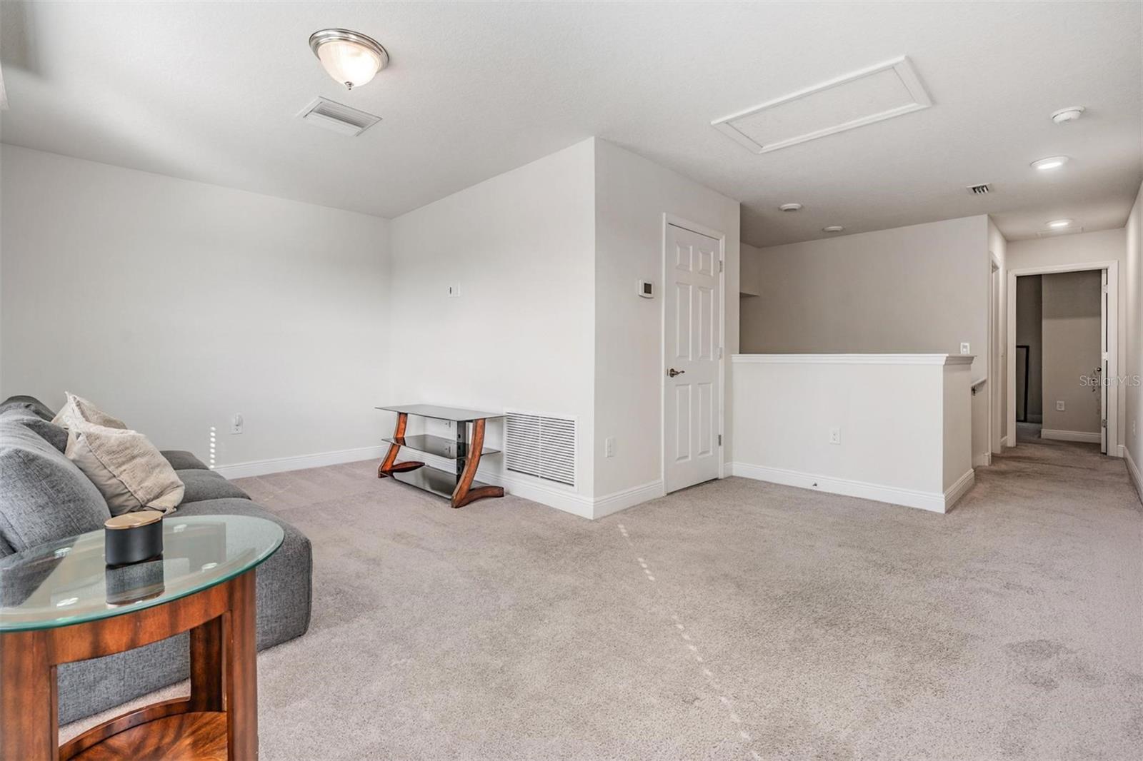 Image 18 of 22 For 11612 Navel Orange Way