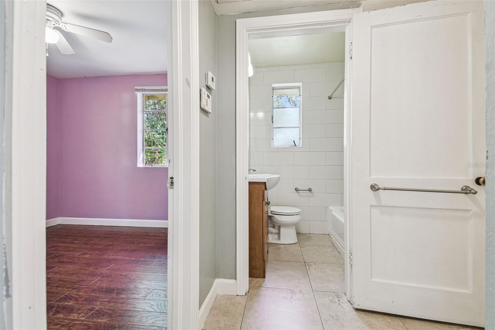 Image 18 of 49 For 1001 Fern Street