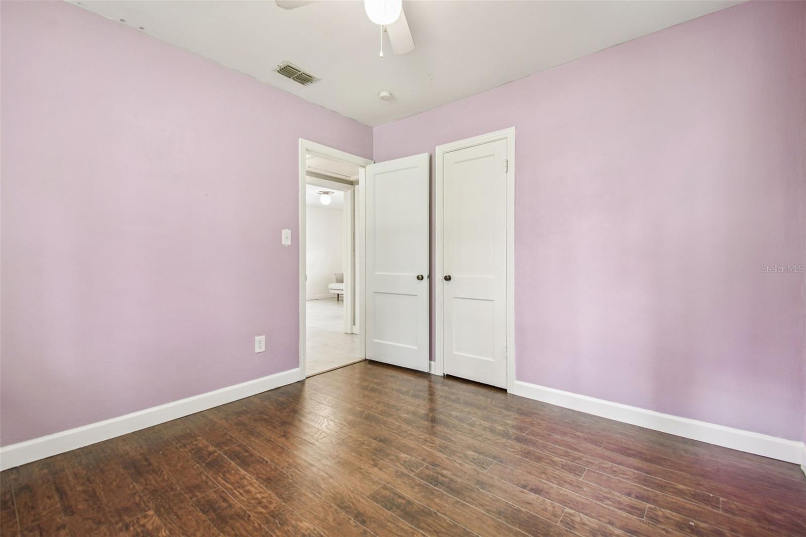 Image 22 of 49 For 1001 Fern Street