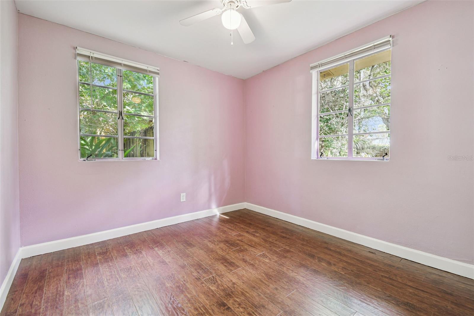 Image 23 of 49 For 1001 Fern Street