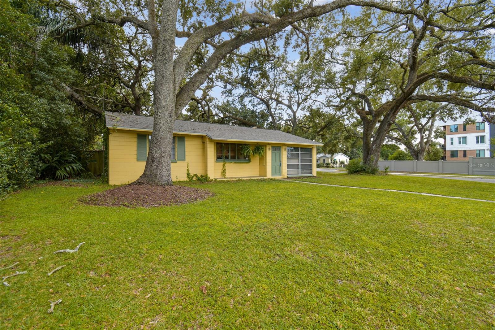 Image 45 of 49 For 1001 Fern Street