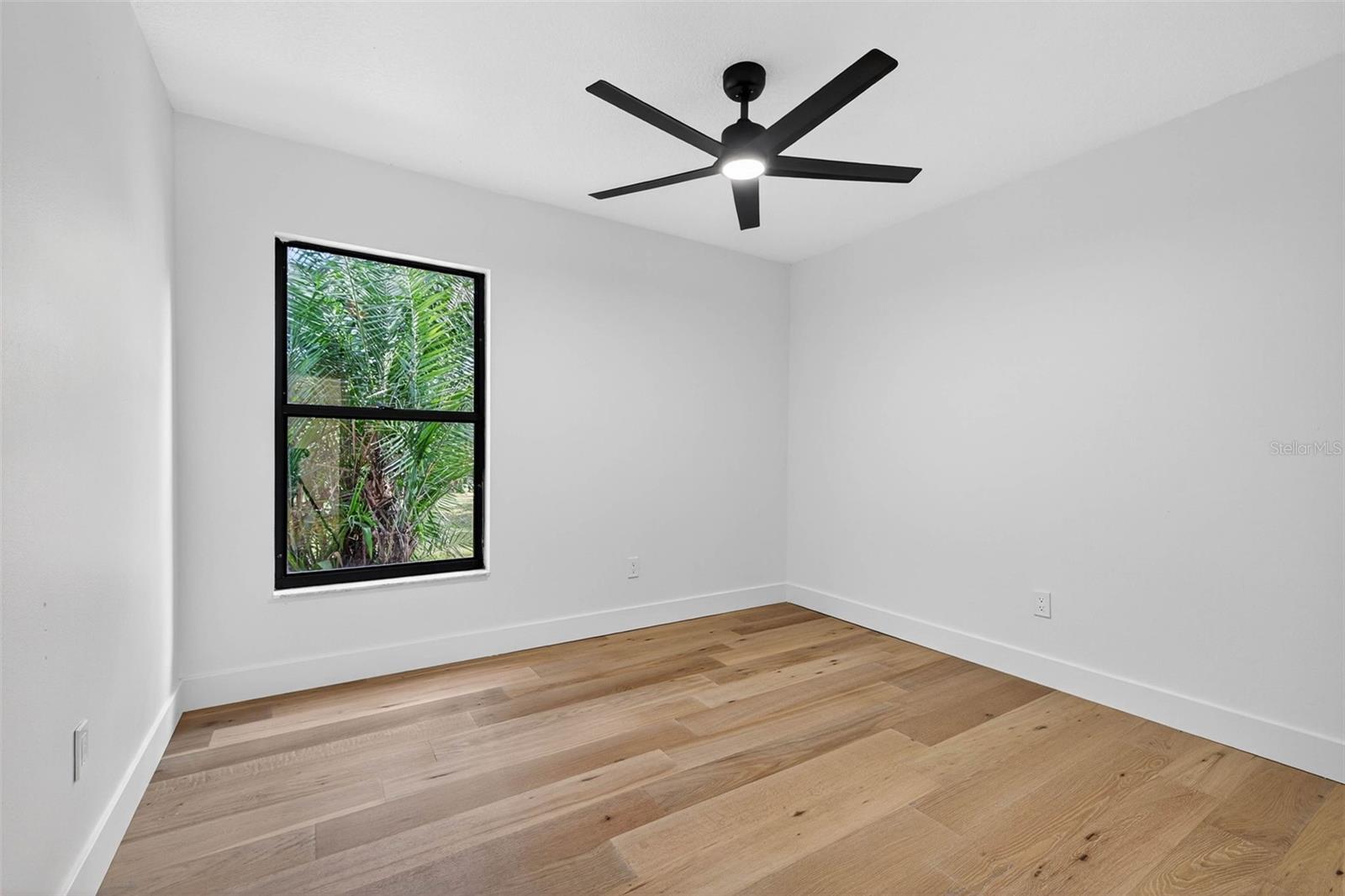 Image 30 of 39 For 1254 Windsor Way