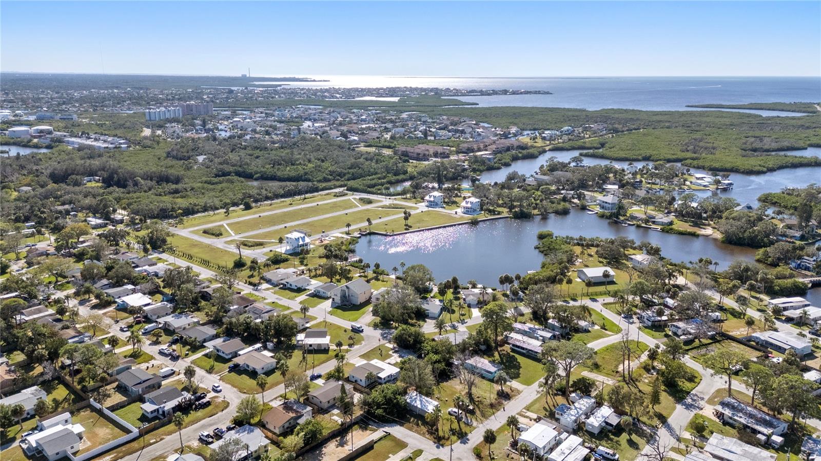 Image 10 of 40 For 4905 Largo Terrace