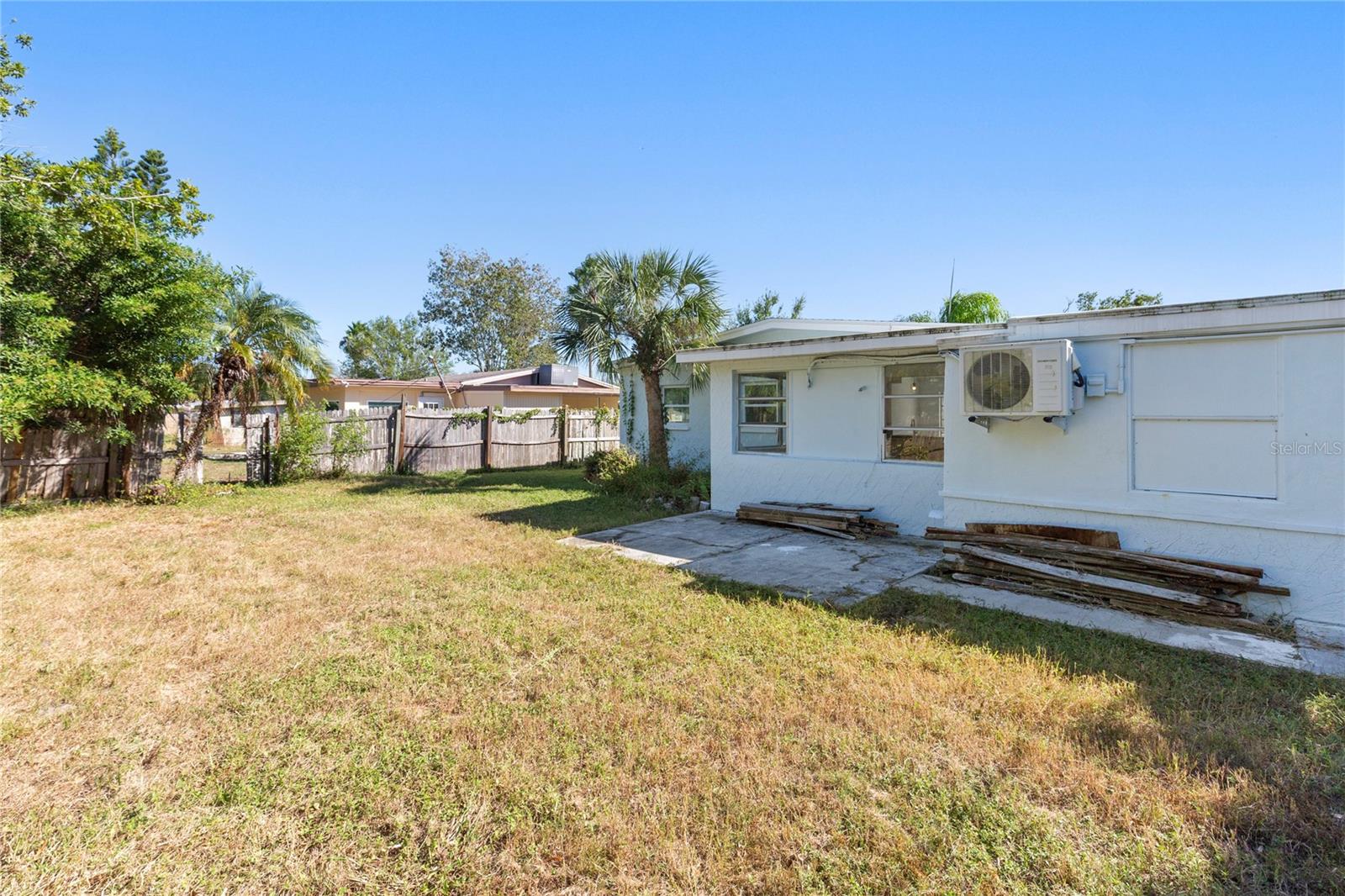 Image 37 of 40 For 4905 Largo Terrace