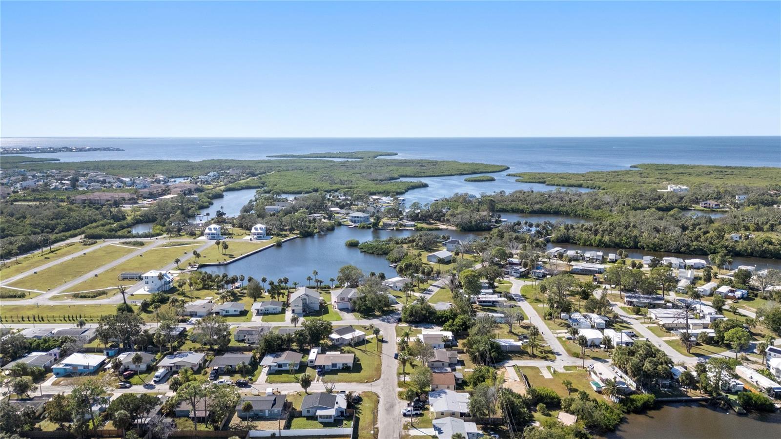 Image 5 of 40 For 4905 Largo Terrace