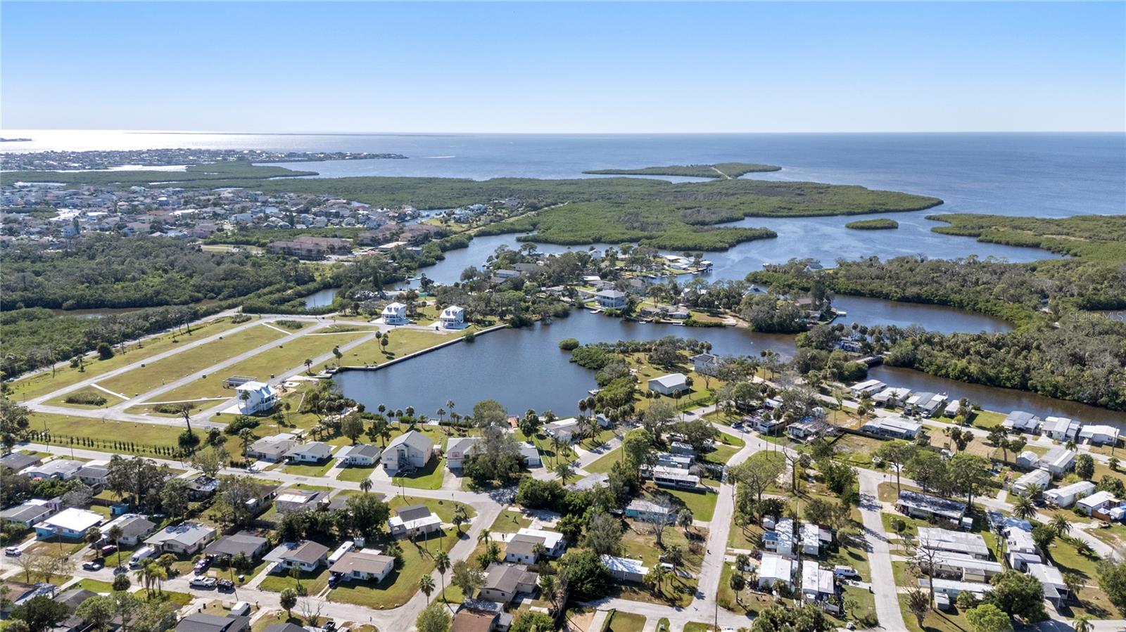 Image 6 of 40 For 4905 Largo Terrace