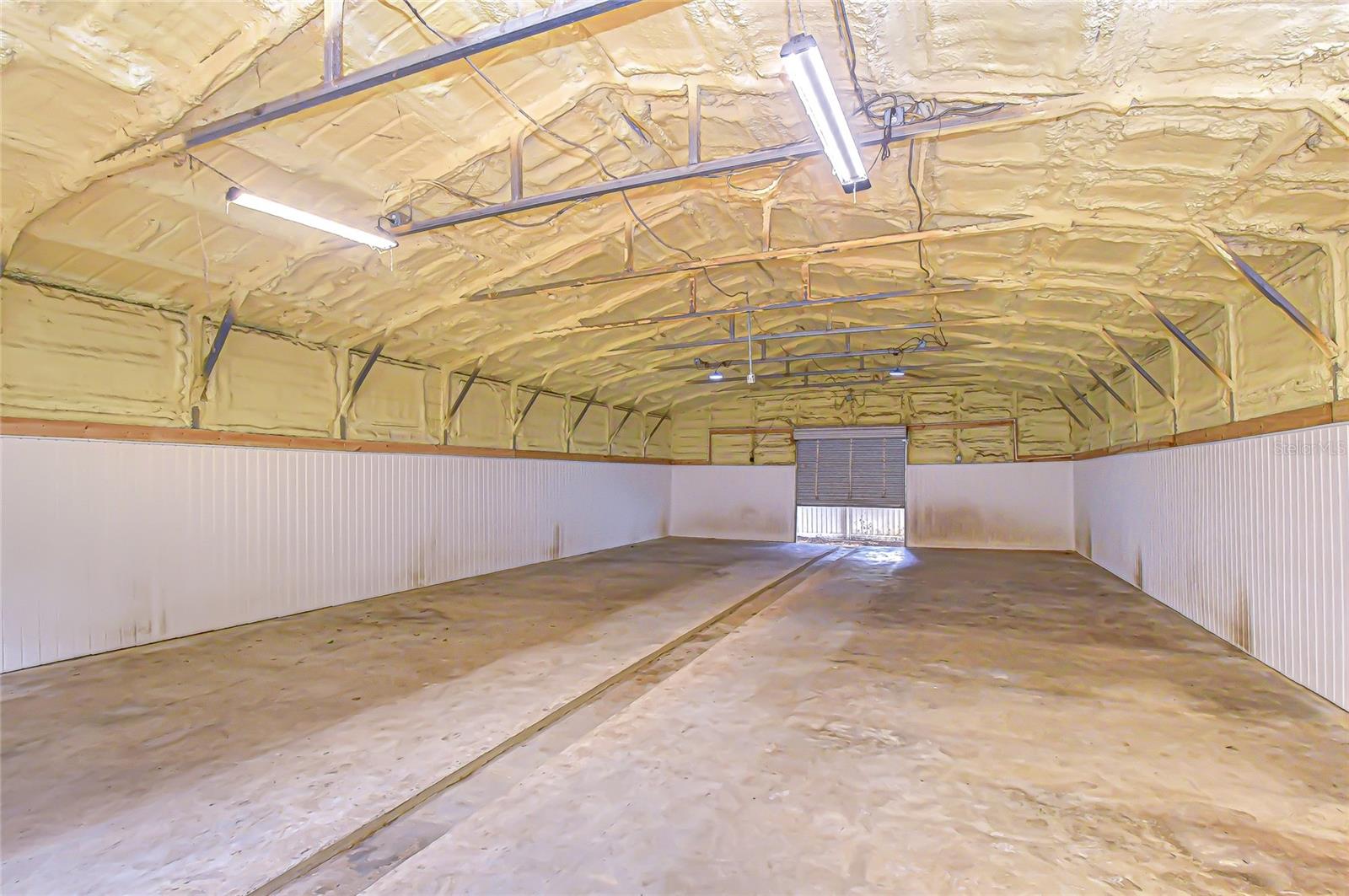 Image 10 of 40 For 16349 Spring Valley Road