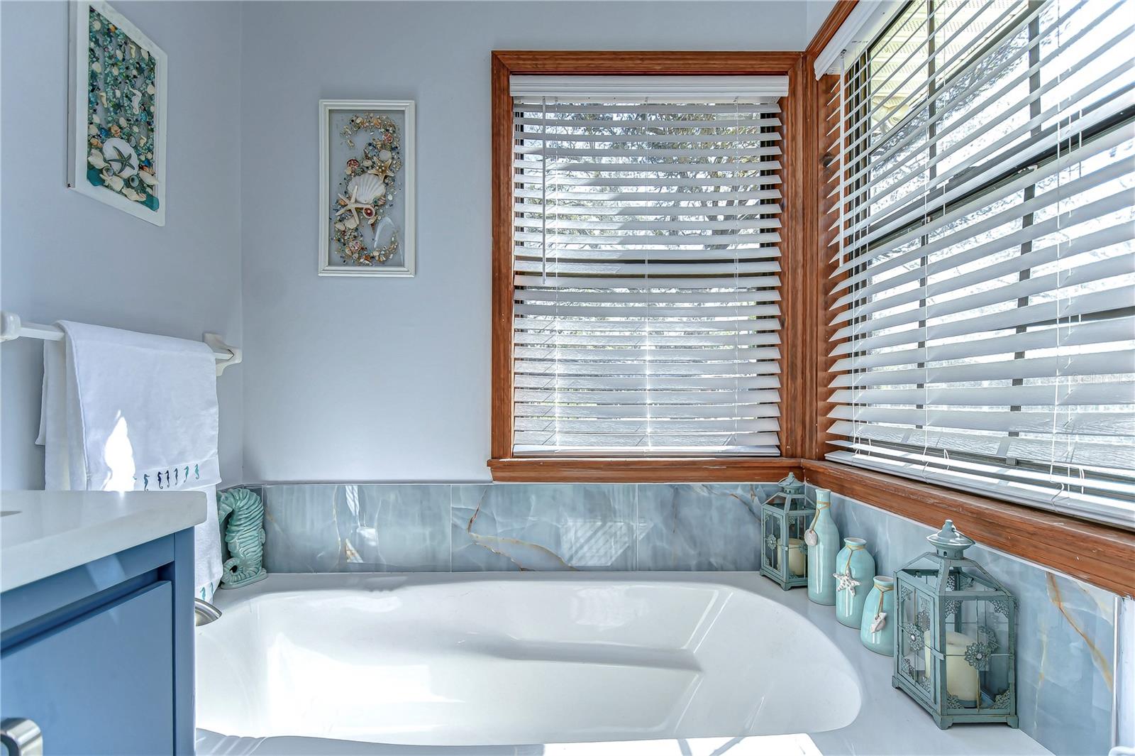 Image 27 of 40 For 16349 Spring Valley Road