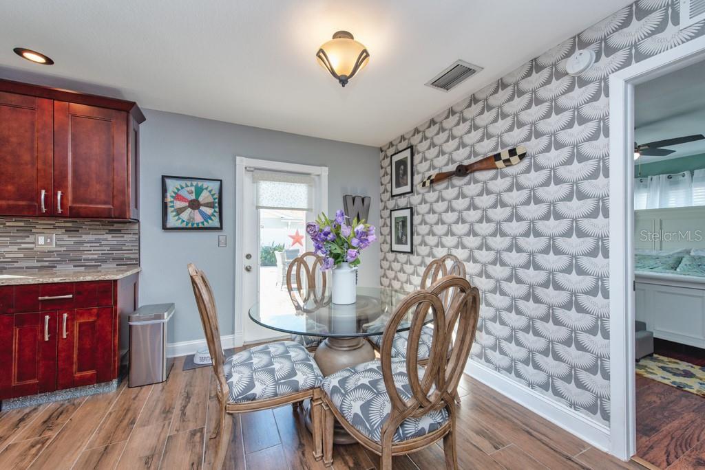 Image 13 of 41 For 12934 83rd Avenue