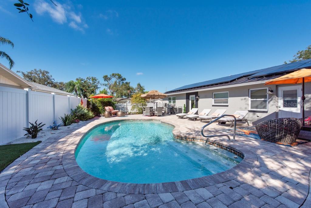 Image 2 of 41 For 12934 83rd Avenue