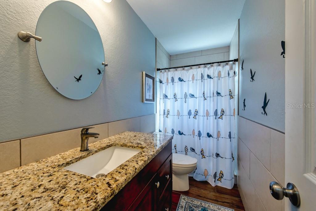 Image 25 of 41 For 12934 83rd Avenue