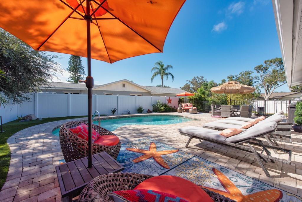 Image 28 of 41 For 12934 83rd Avenue