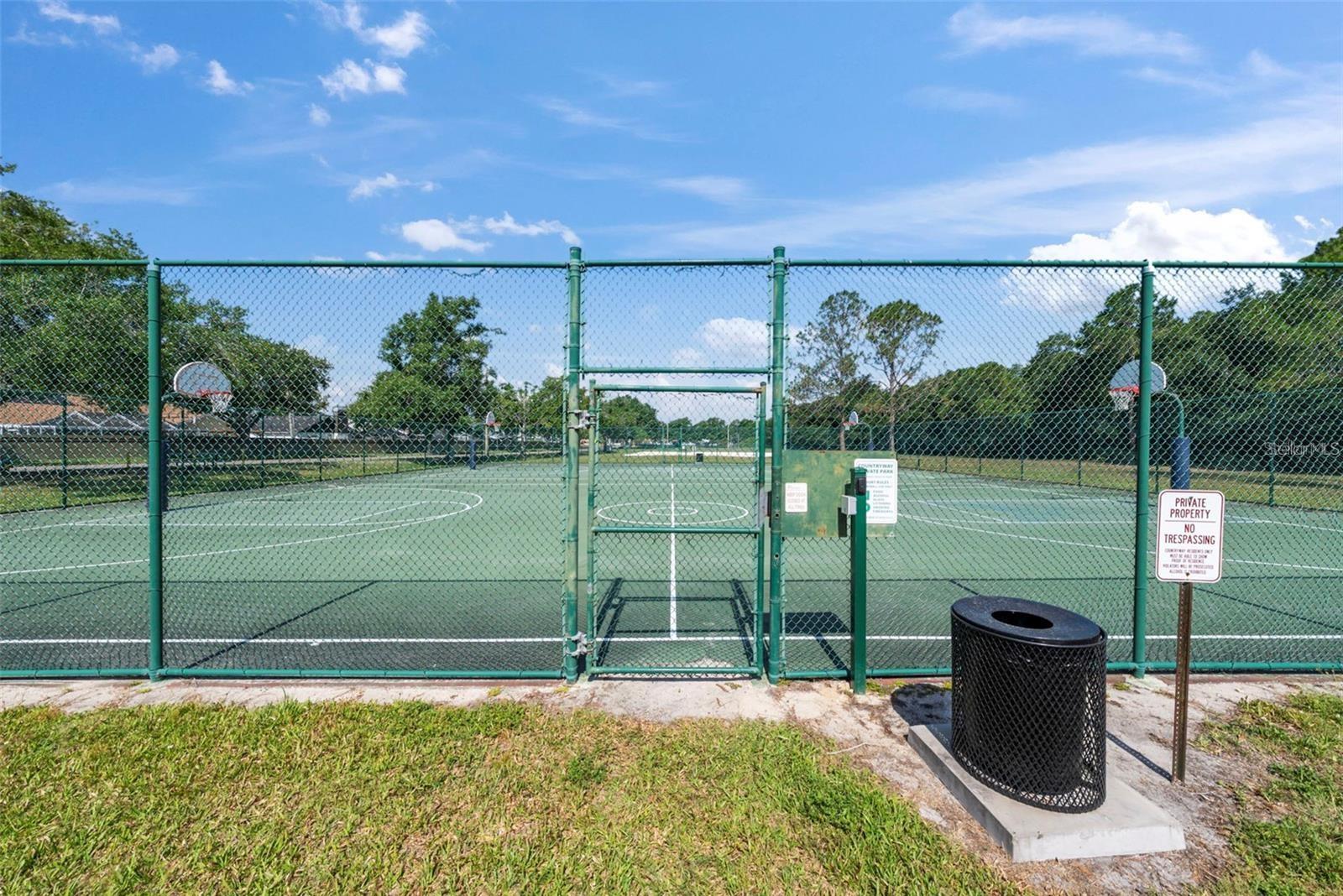 Image 28 of 33 For 11327 Clayridge Drive