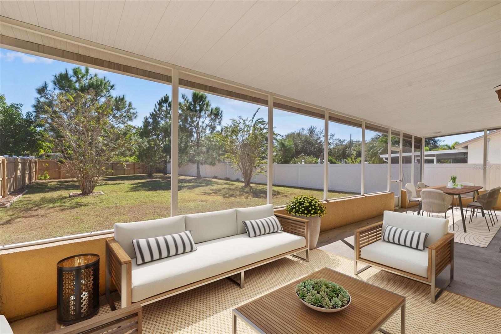 Image 7 of 33 For 11327 Clayridge Drive