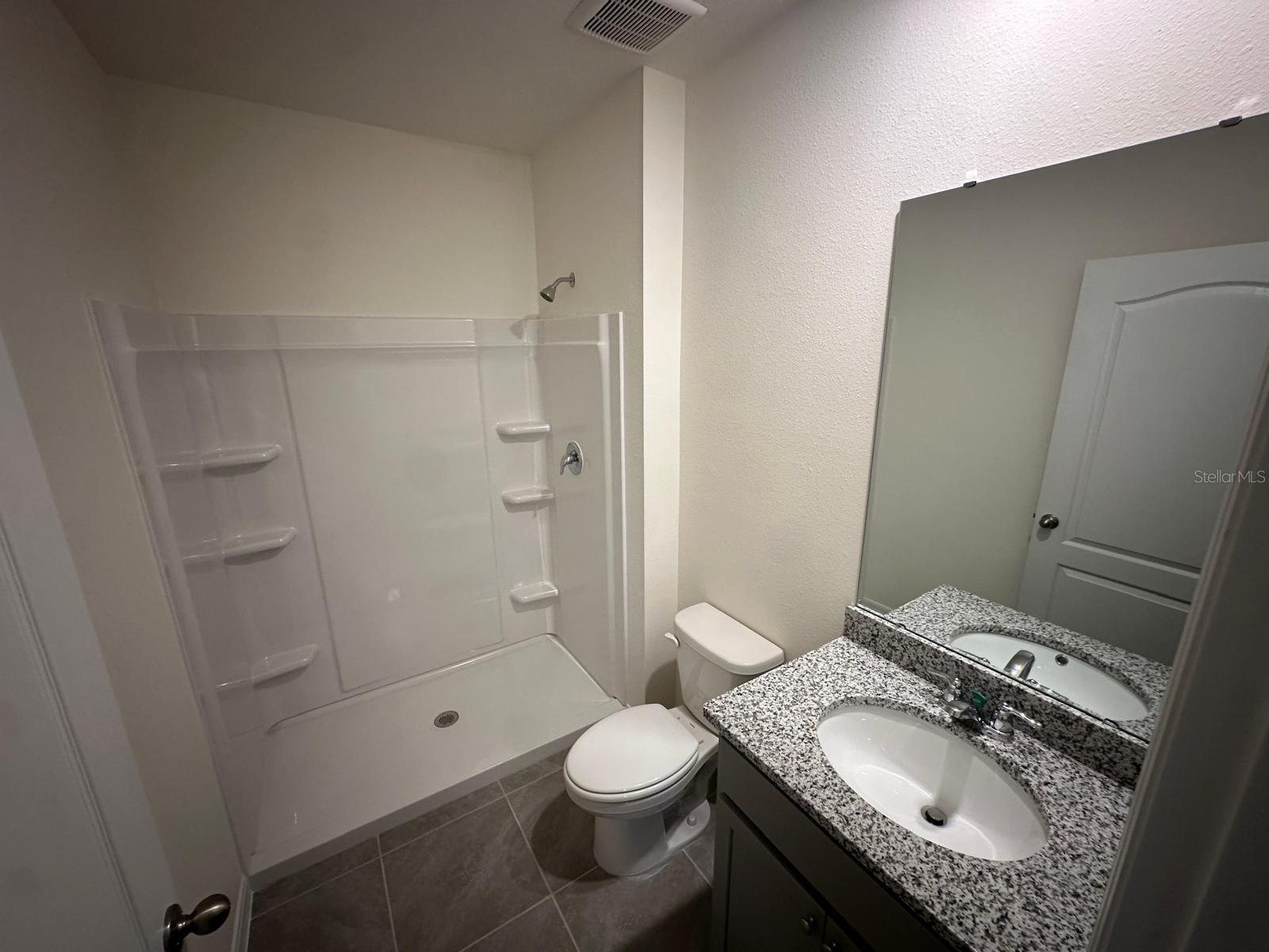 Image 11 of 11 For 687 Park Place Boulevard