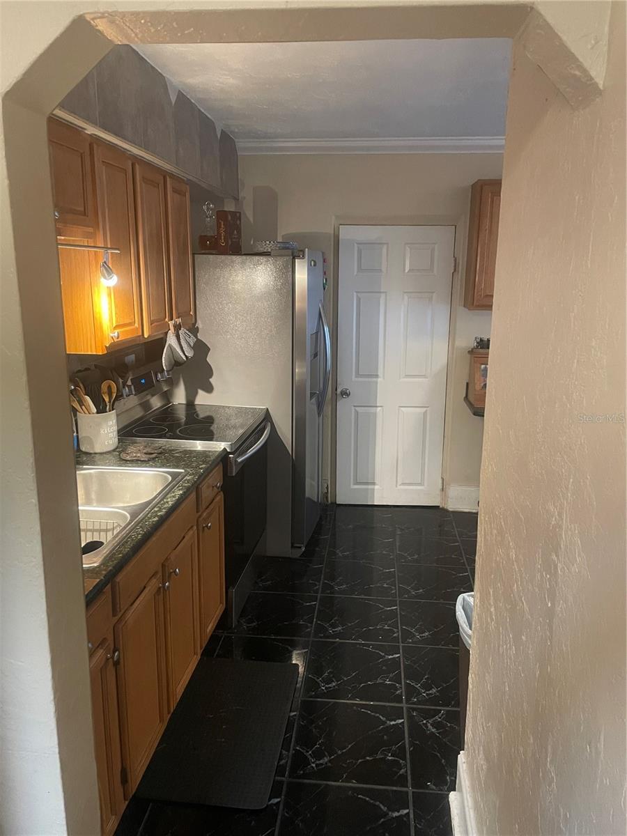 Image 20 of 35 For 2133 43rd Avenue N