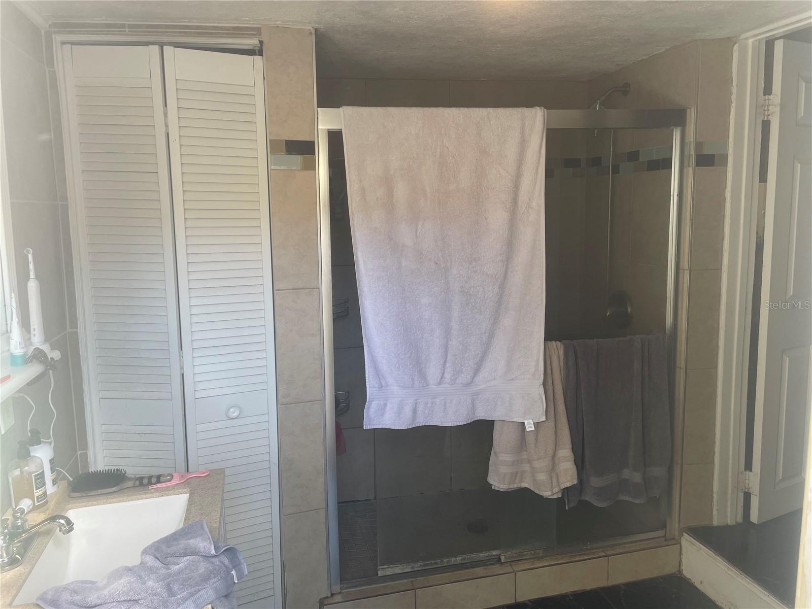 Image 27 of 35 For 2133 43rd Avenue N