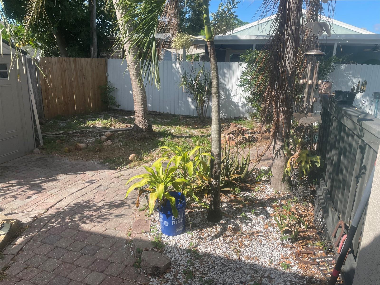 Image 32 of 35 For 2133 43rd Avenue N