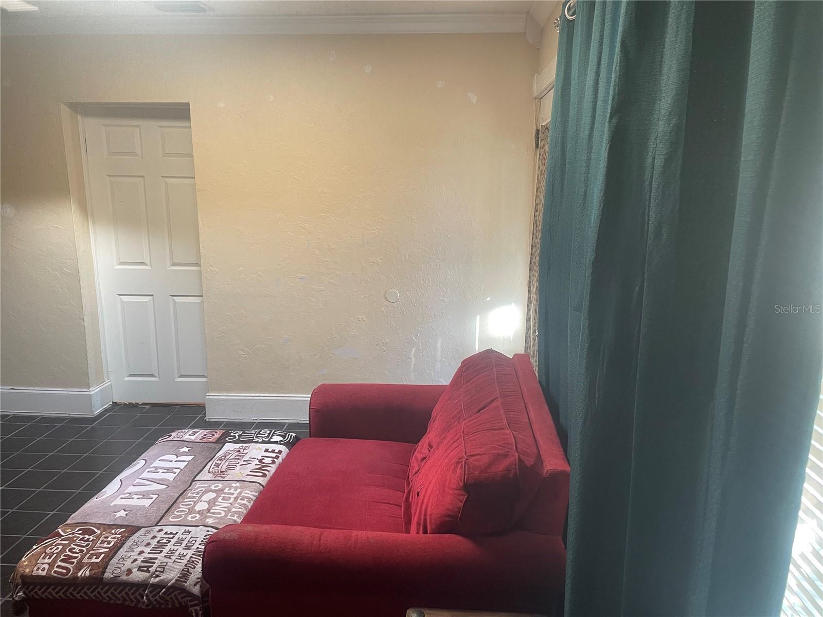 Image 4 of 35 For 2133 43rd Avenue N