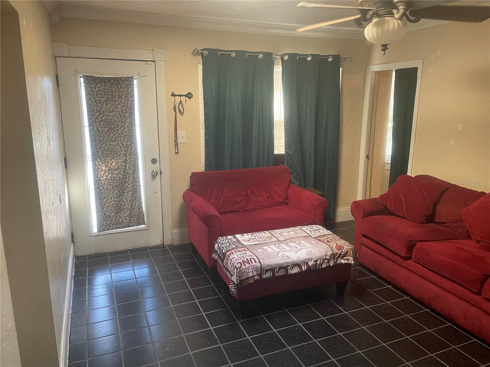 Image 6 of 35 For 2133 43rd Avenue N