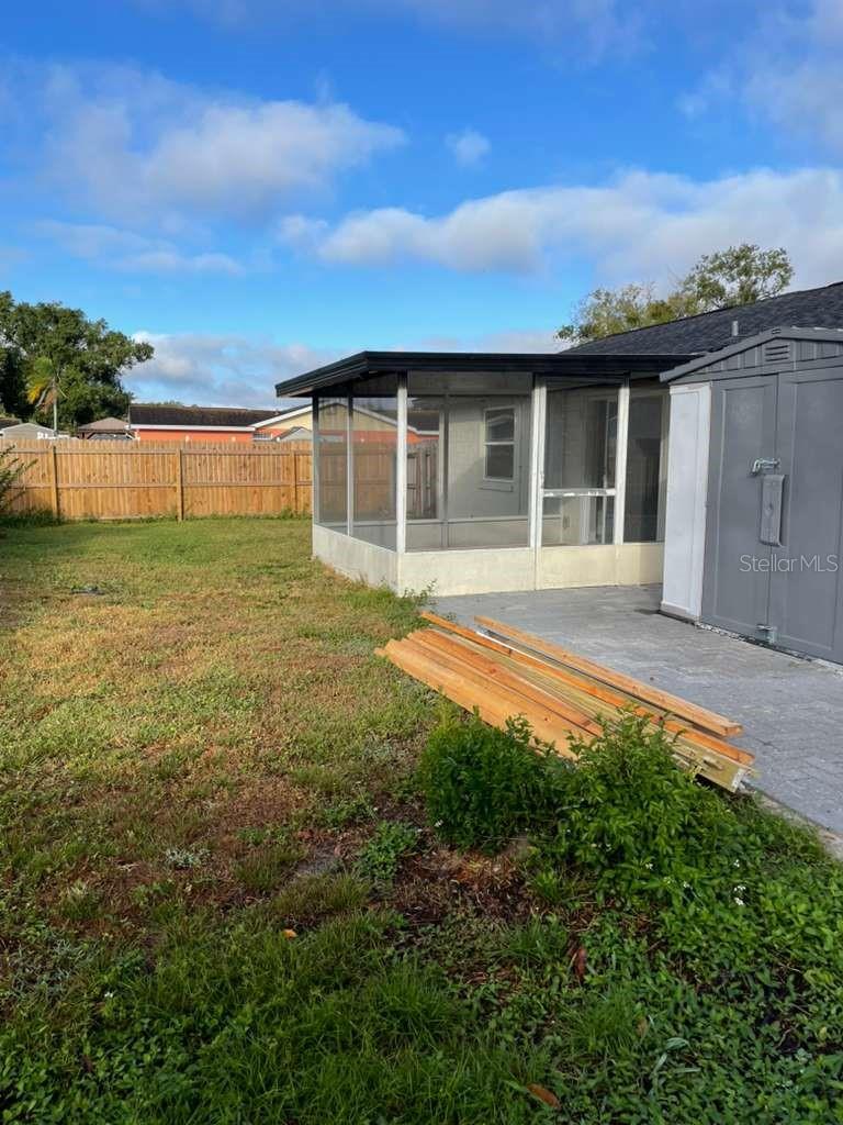 Image 24 of 27 For 10106 Royal Acres Court