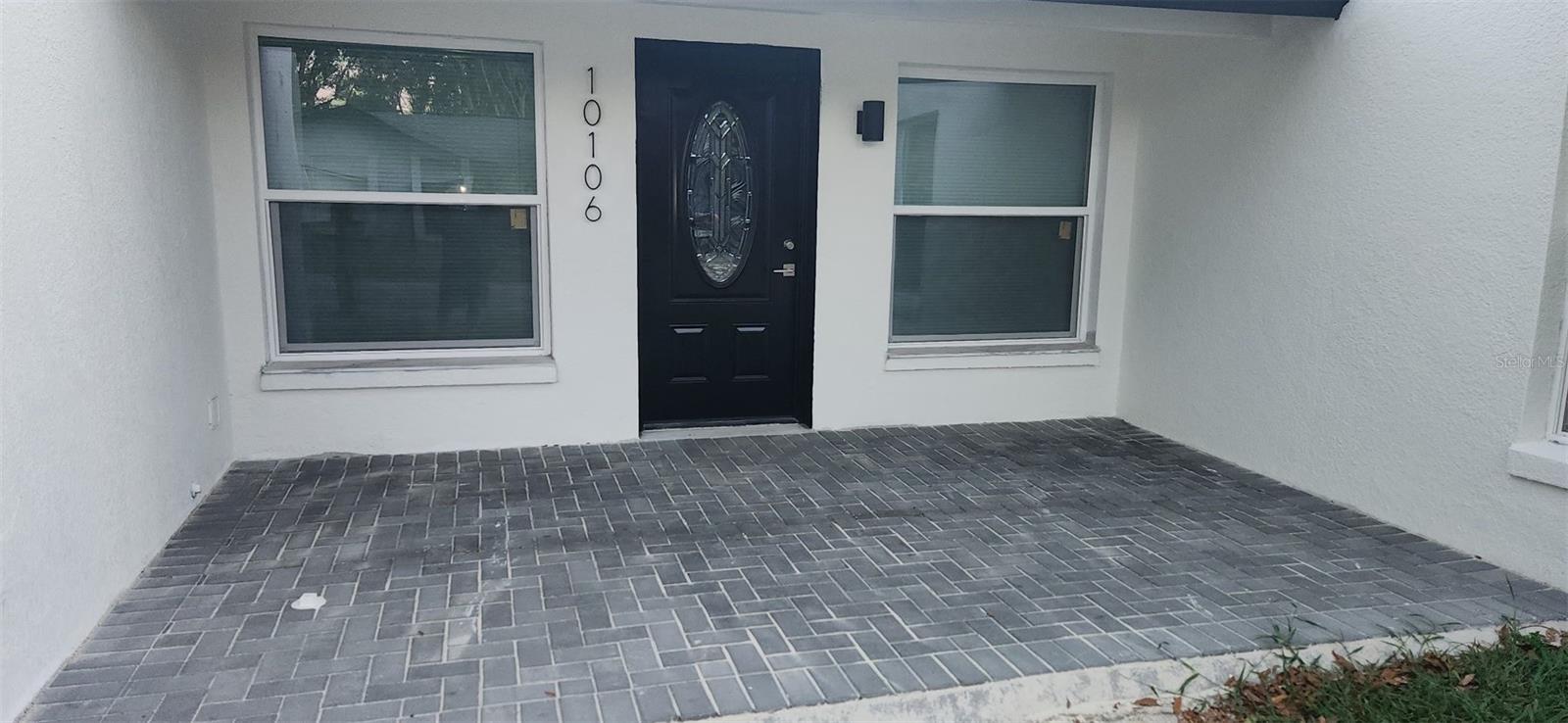 Image 3 of 27 For 10106 Royal Acres Court