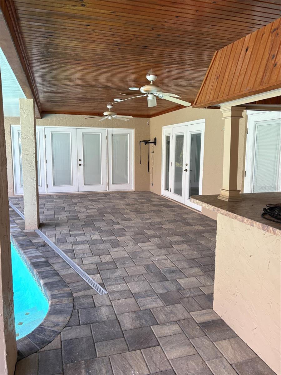 Image 21 of 24 For 1328 Corner Oaks Drive