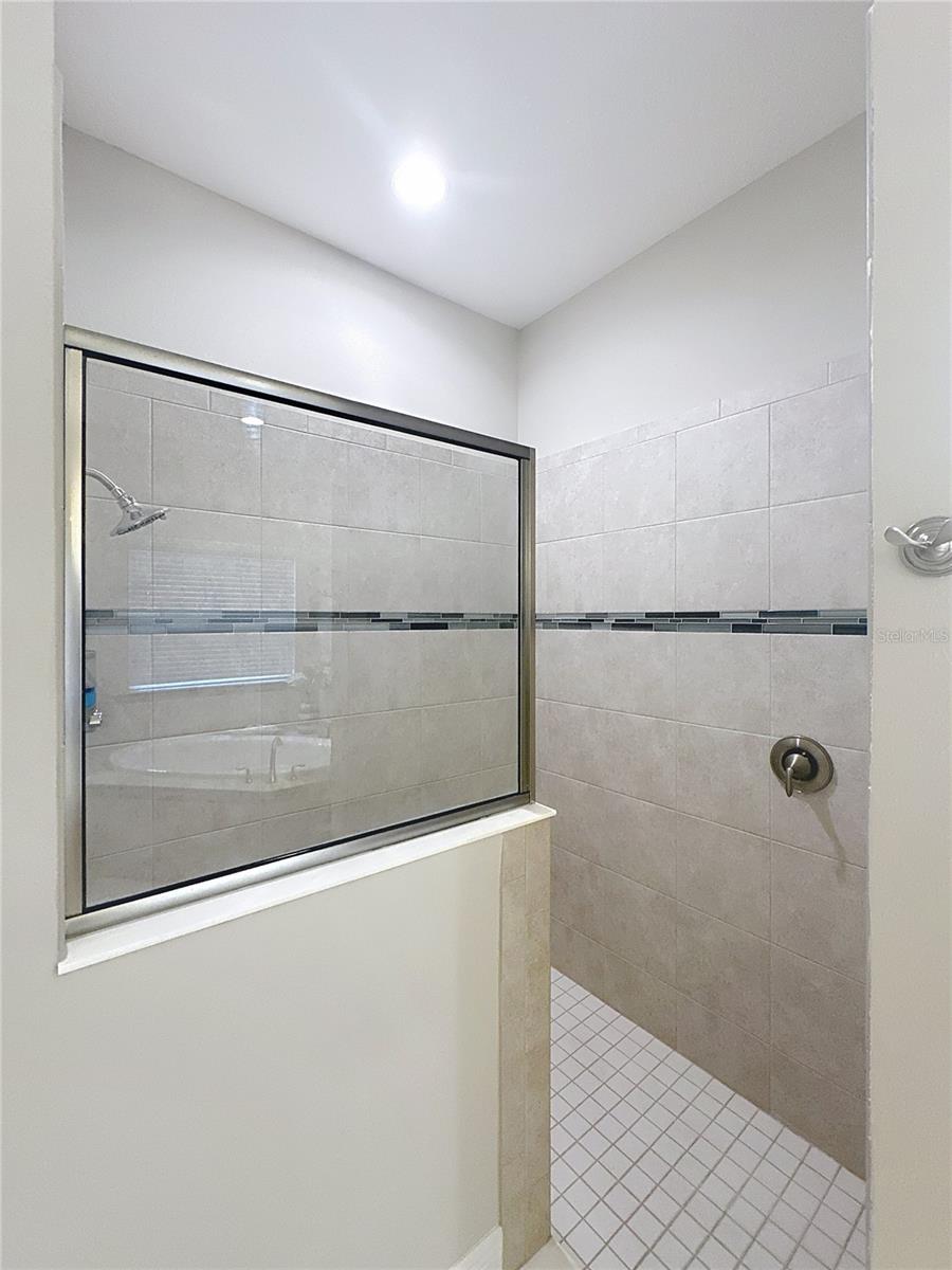 Image 17 of 28 For 1028 Coretto Avenue