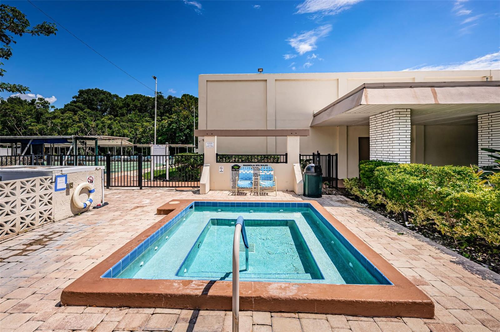 Image 61 of 84 For 5501 80th Street N 405